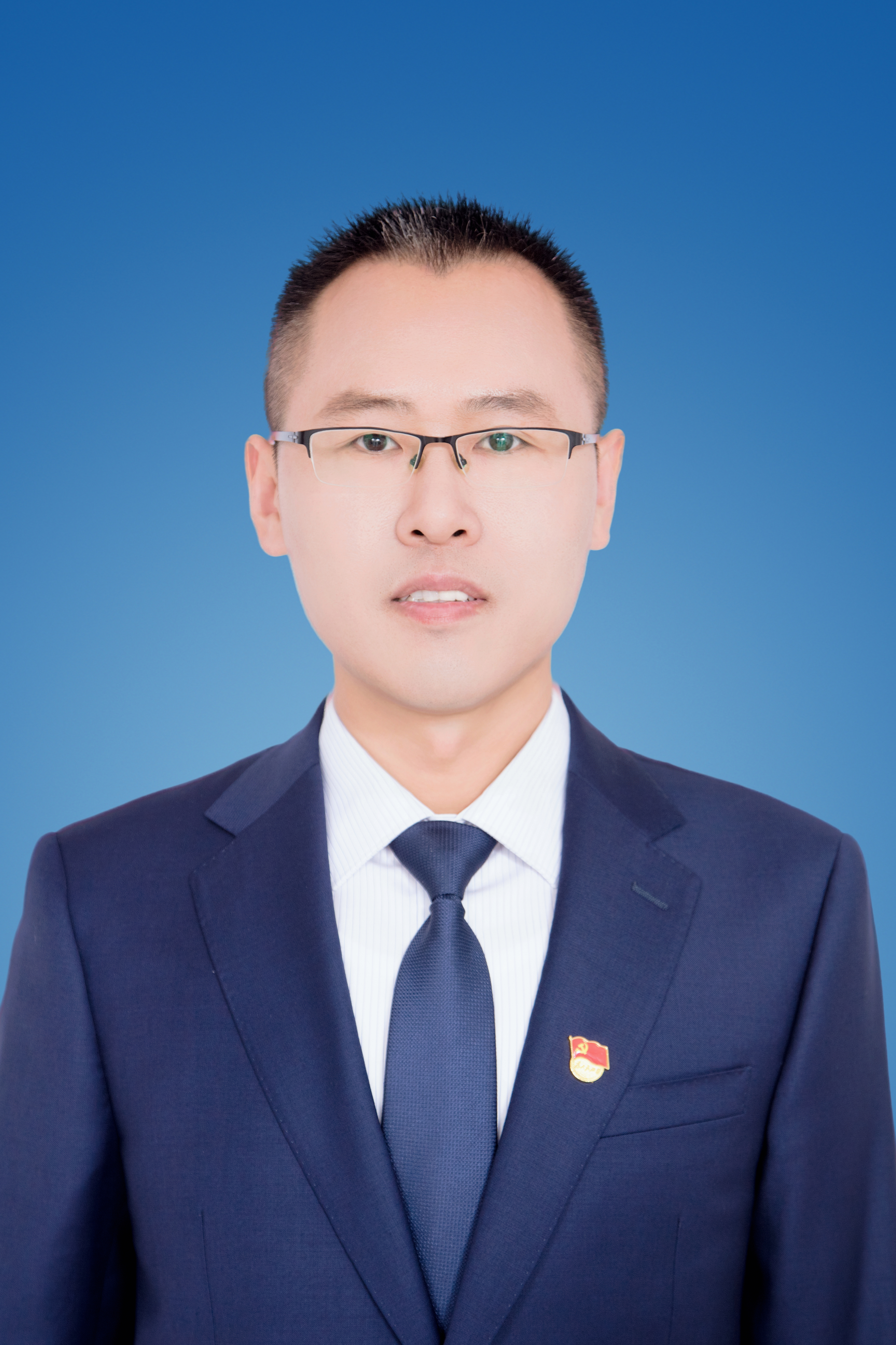 张锋.jpg